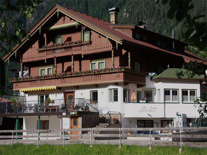 Pension Steiner Mayrhofen Exteriör bild